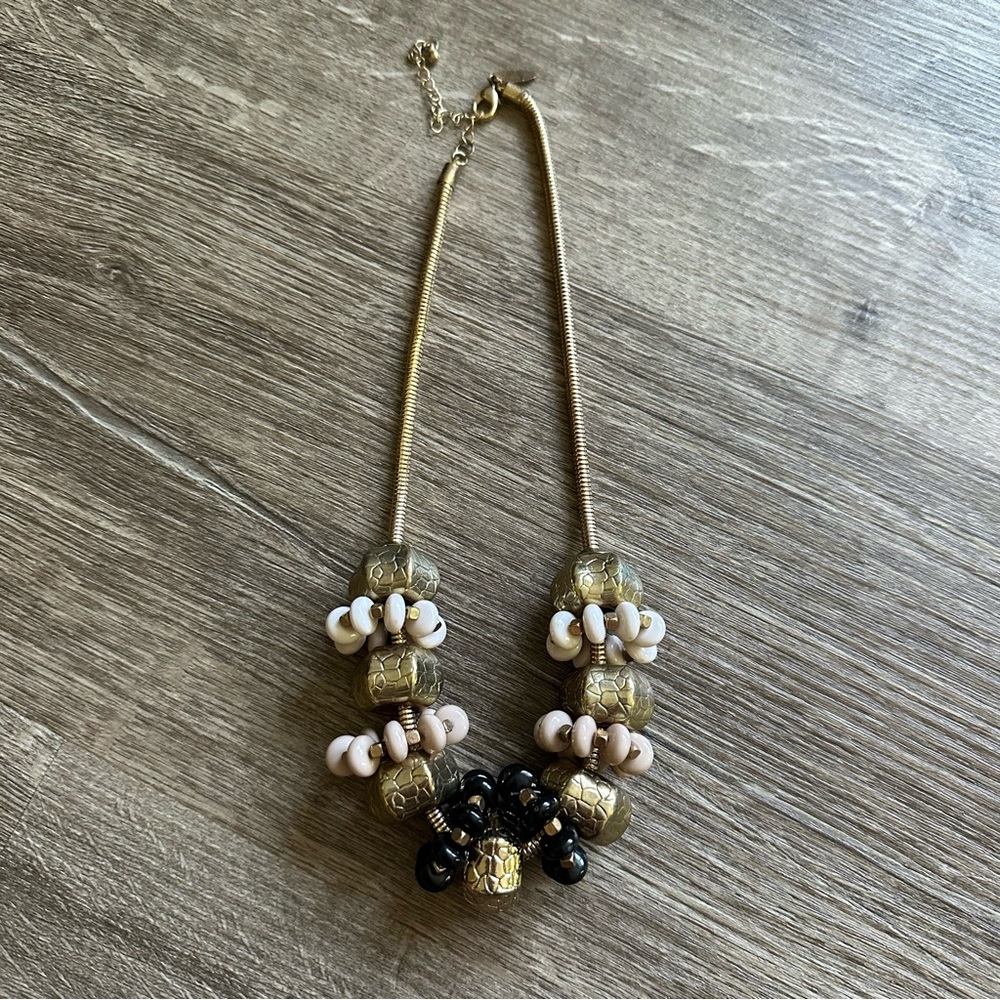 🔴Chunky Gold and Black Beaded Necklace